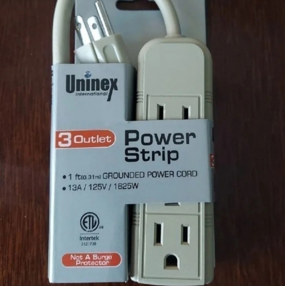 ELECTRICAL CORDS Outlet Grounded Power Strip & 7 FT Slimline Extension SET NWT - Picture 6 of 7